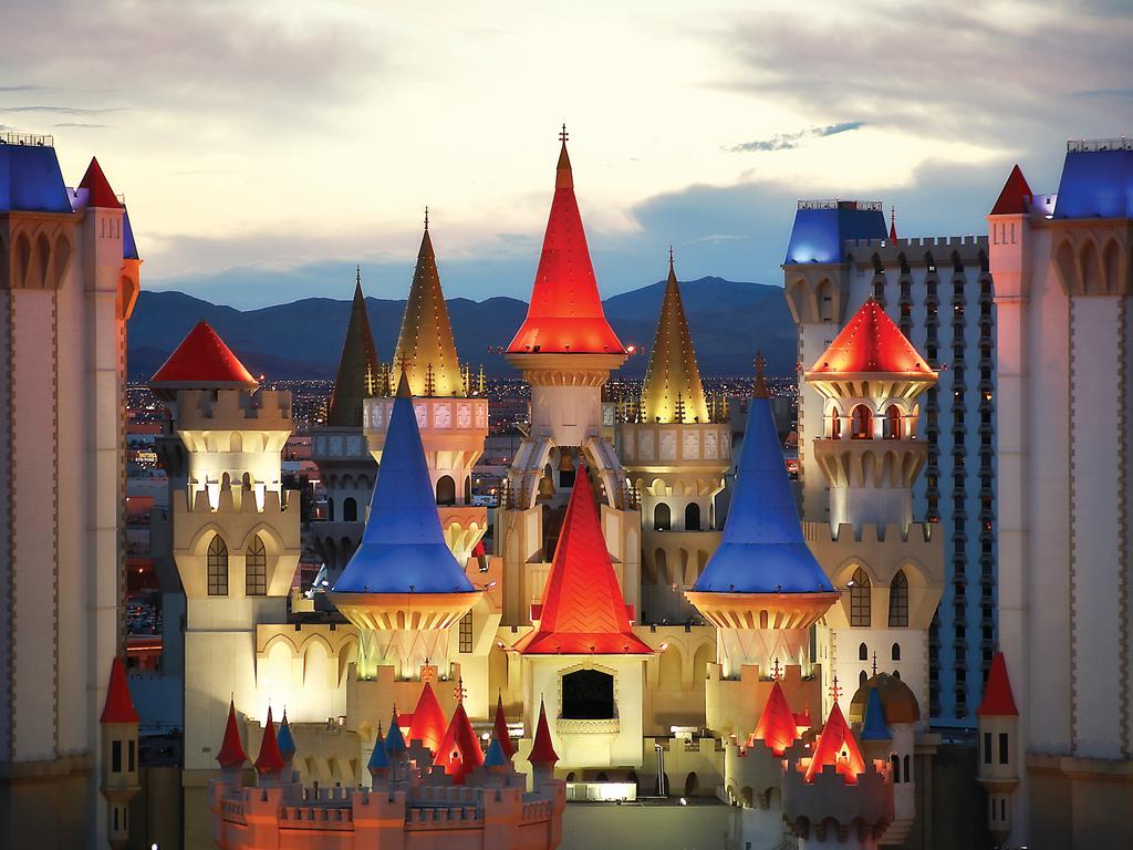 excalibur hotel and casino rooms